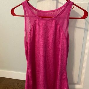 Reebok tank, size S